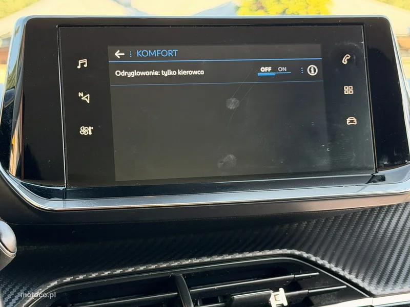 Peugeot 208 54