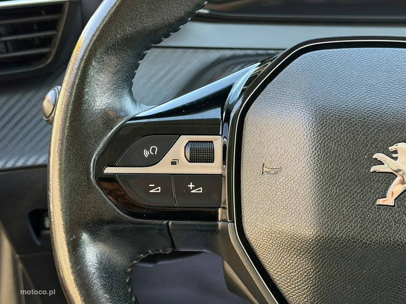Peugeot 208 9