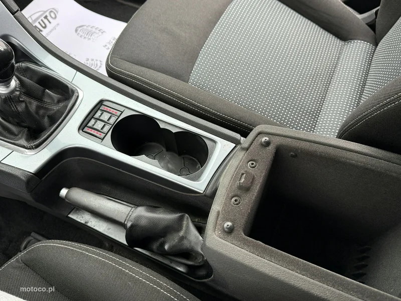 Ford Mondeo IV 18