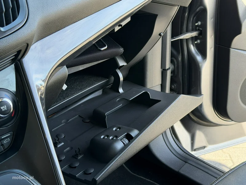 Ford Kuga II 27