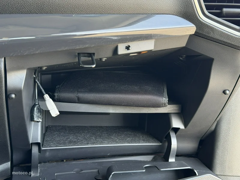 Ford Kuga II 28
