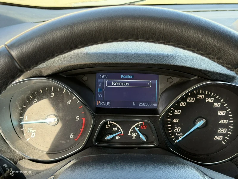 Ford Kuga II 56