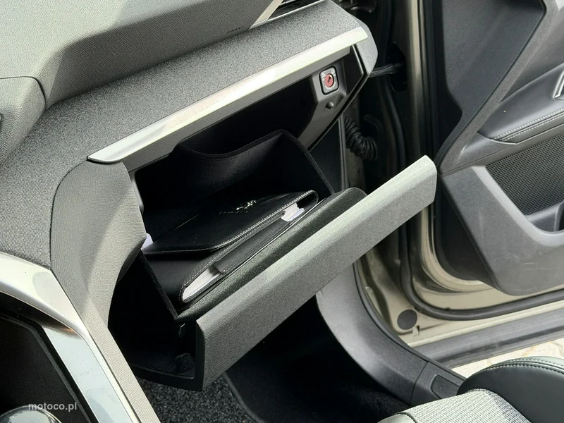 Peugeot 5008 15