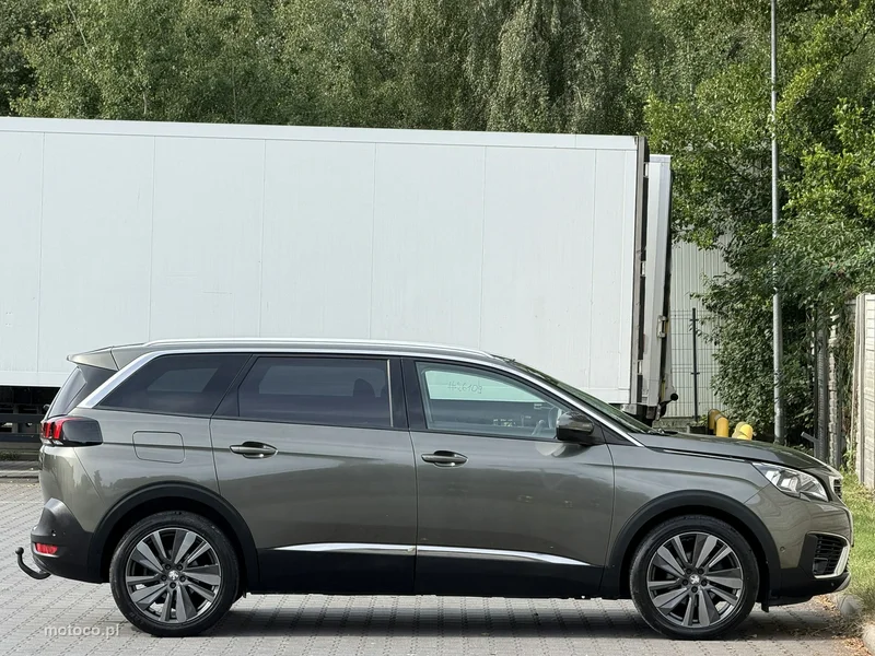 Peugeot 5008 47