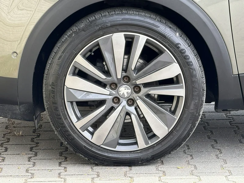 Peugeot 5008 48
