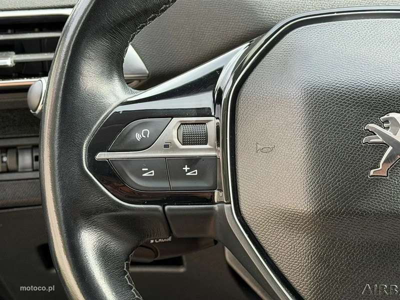 Peugeot 5008 9