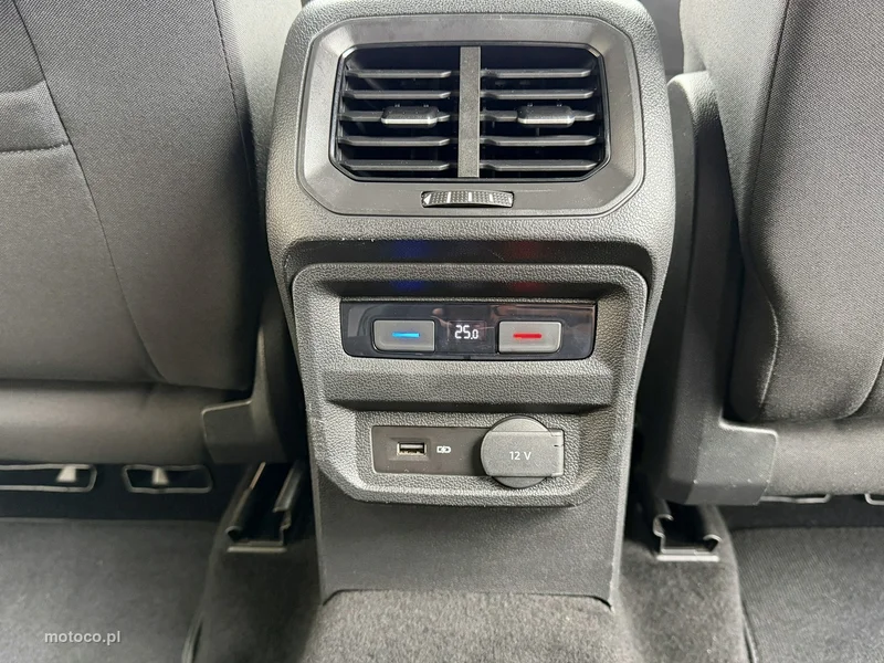 Volkswagen Tiguan AD 11