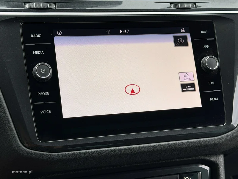 Volkswagen Tiguan AD 7