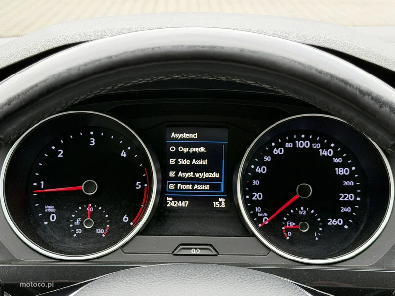 Volkswagen Tiguan AD 71