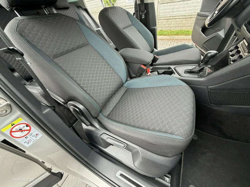 Volkswagen Tiguan AD 76