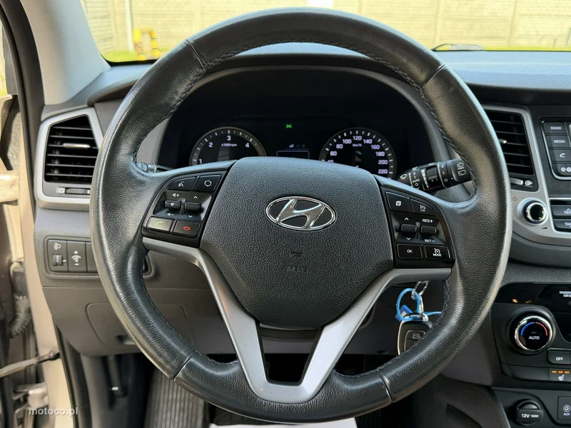 Hyundai TUCSON 11