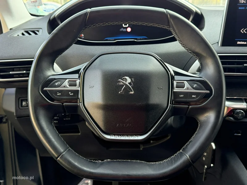 Peugeot 5008 12