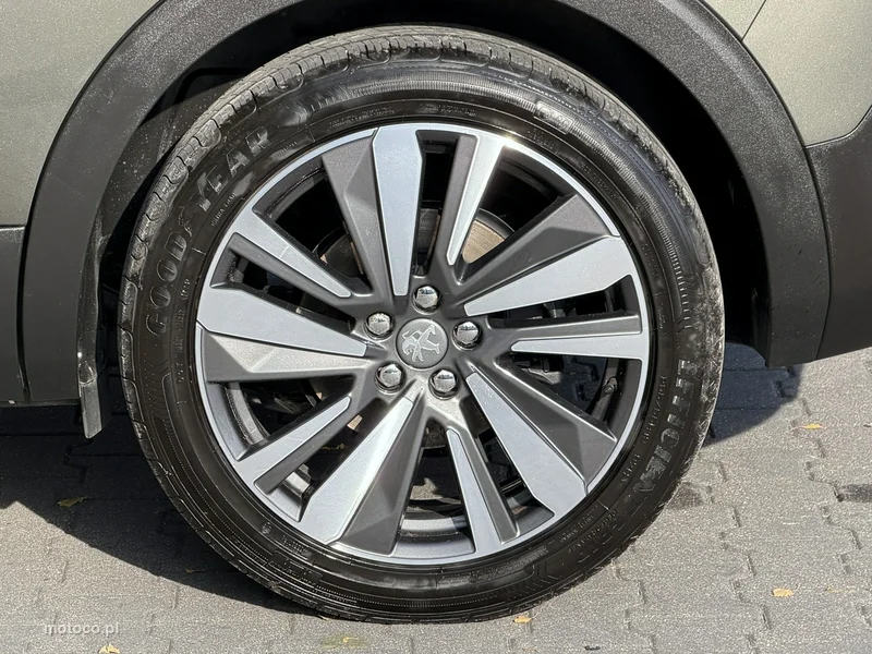 Peugeot 5008 13