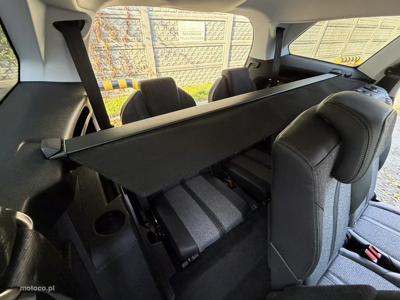 Peugeot 5008 24