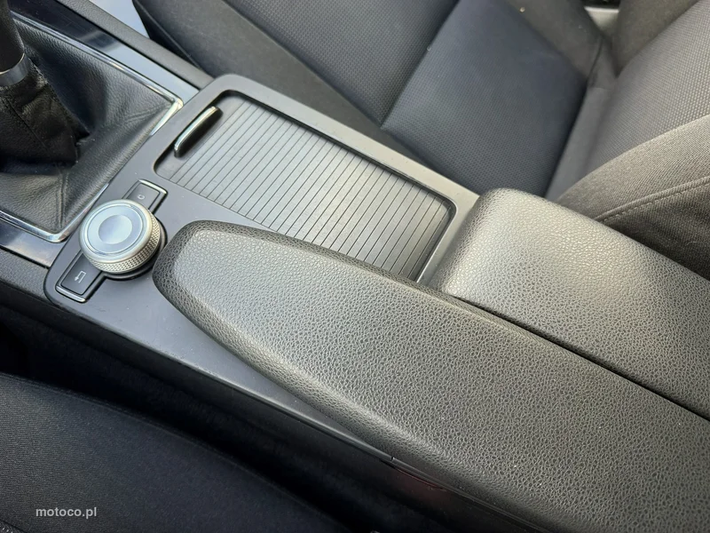 Mercedes-Benz Klasa C W204 C 200 19