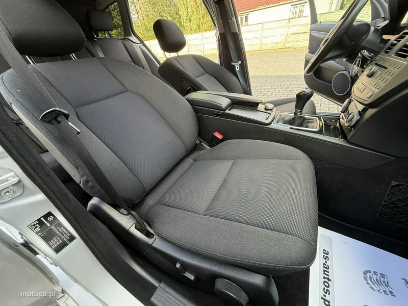 Mercedes-Benz Klasa C W204 C 200 21