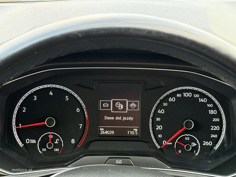 Volkswagen T-Roc A1 58