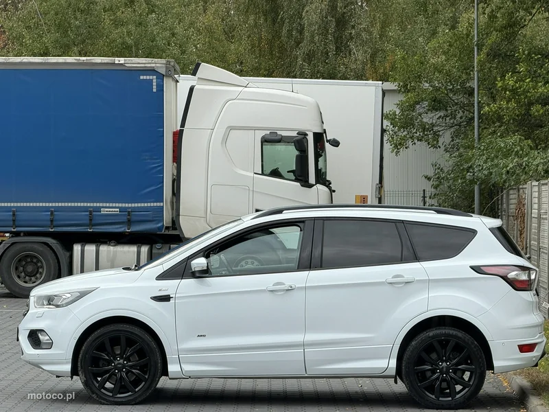 Ford Kuga II 22
