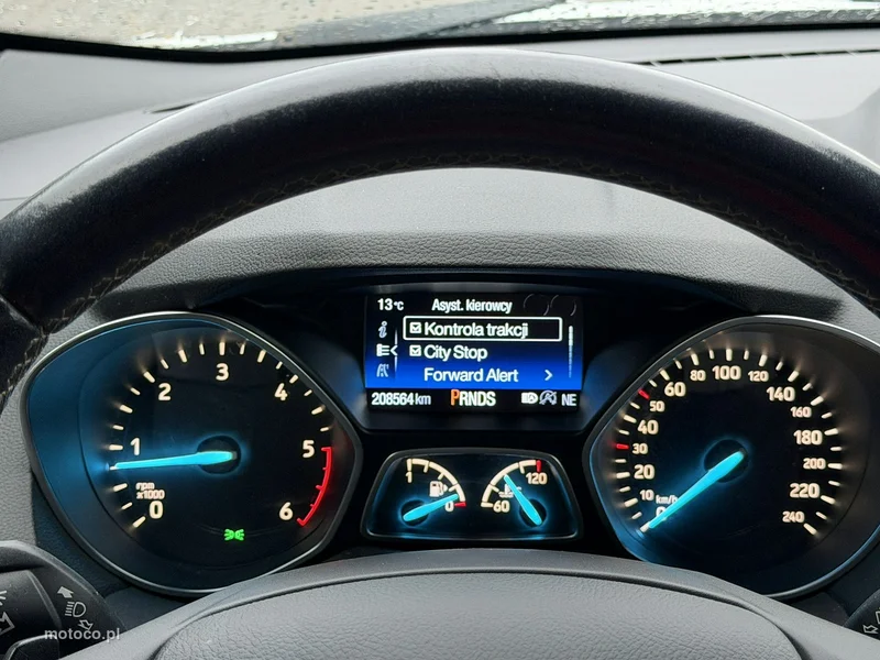Ford Kuga II 60