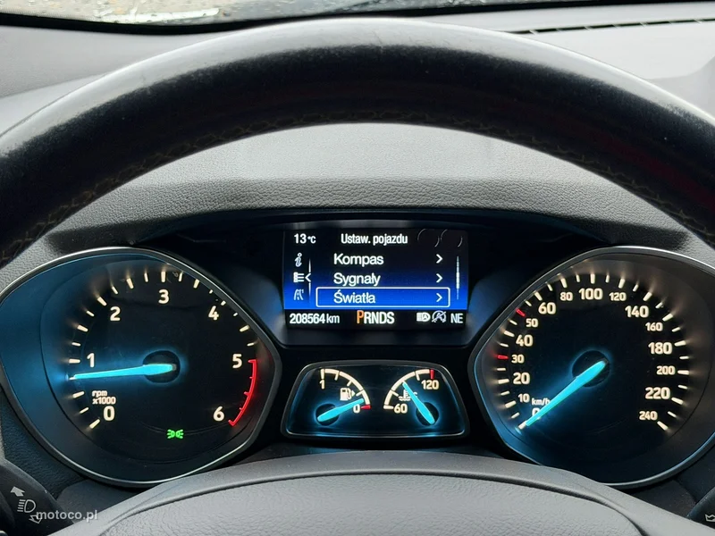 Ford Kuga II 62