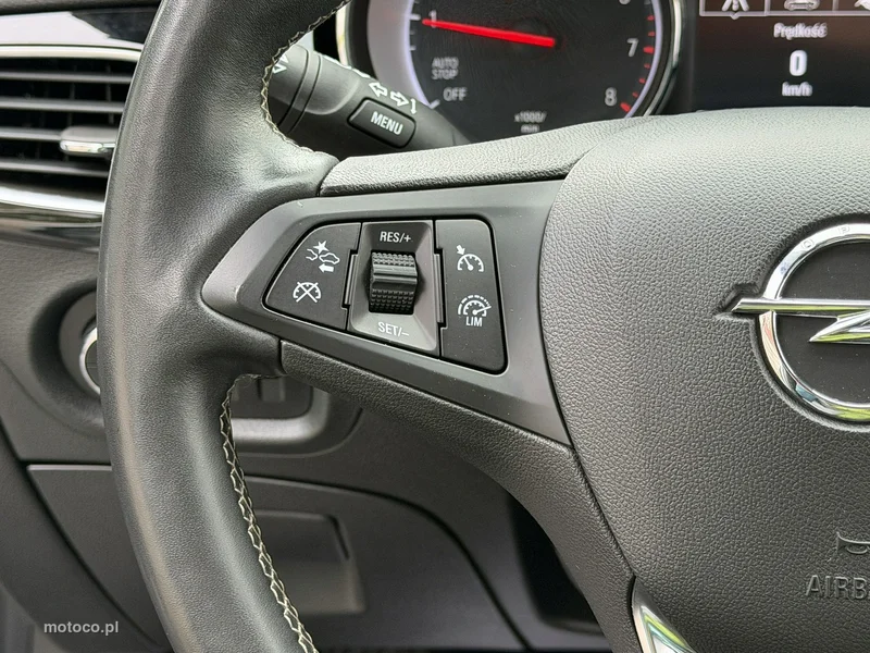 Opel Astra K 16