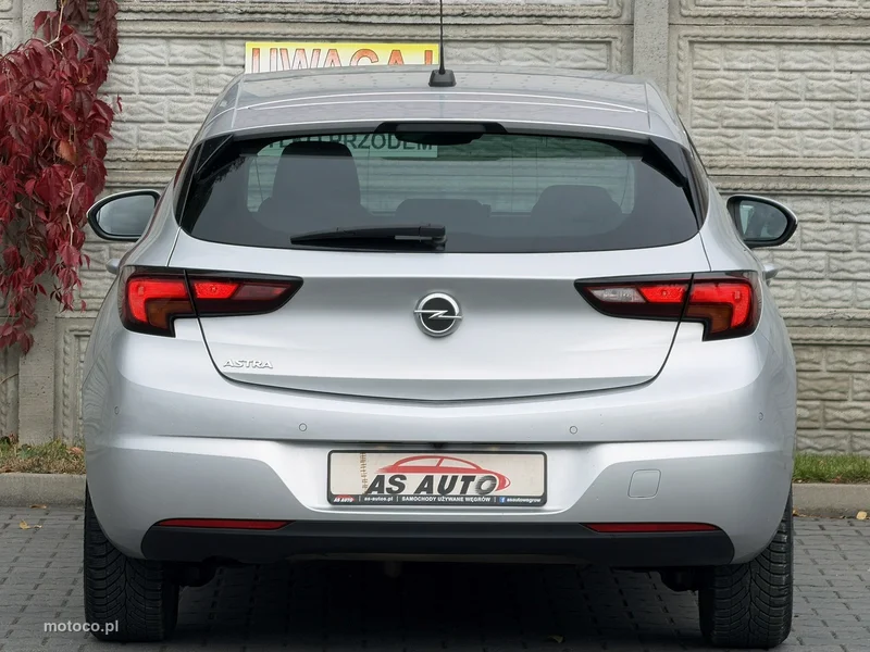 Opel Astra K 37