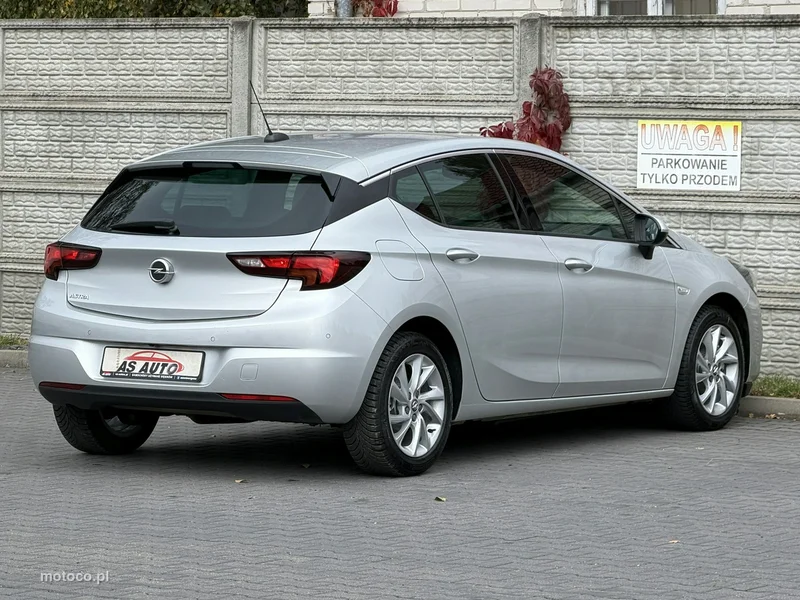 Opel Astra K 39