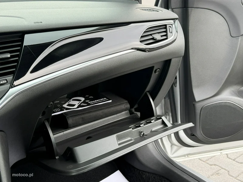 Opel Astra K 43