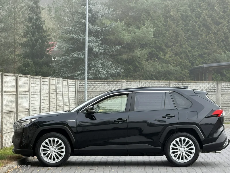 Toyota RAV 4 XA50 33