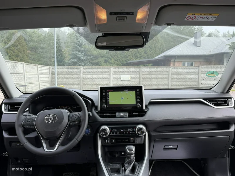 Toyota RAV 4 XA50 6