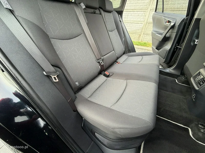 Toyota RAV 4 XA50 68