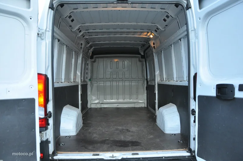 Peugeot Boxer 18