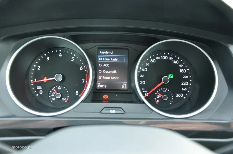 Volkswagen Tiguan III 12