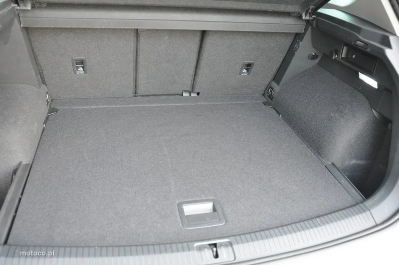 Volkswagen Tiguan III 24