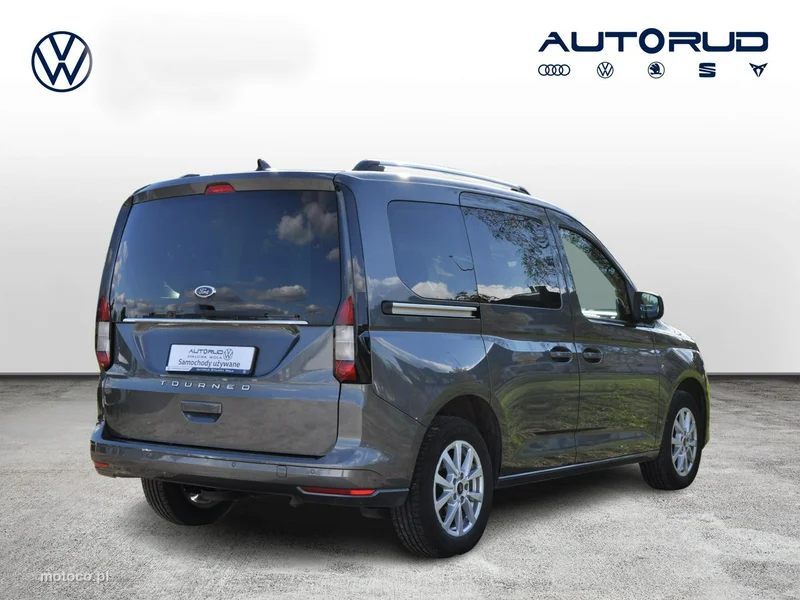Ford Tourneo Connect 5