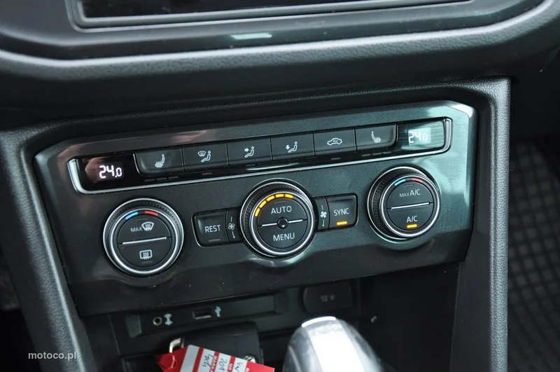Volkswagen Tiguan AD 21