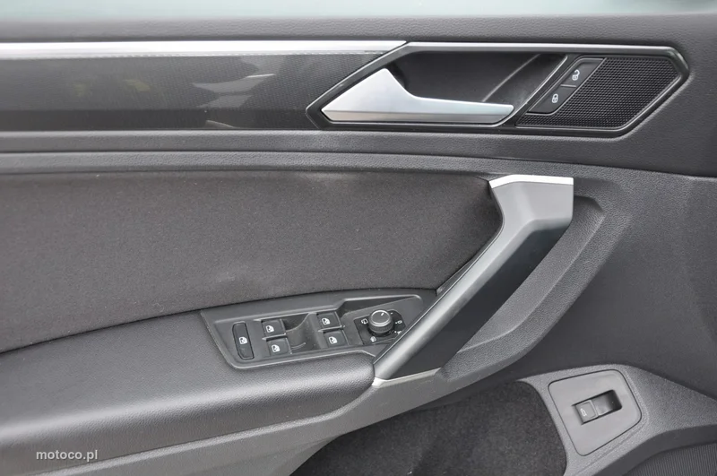 Volkswagen Tiguan AD 10
