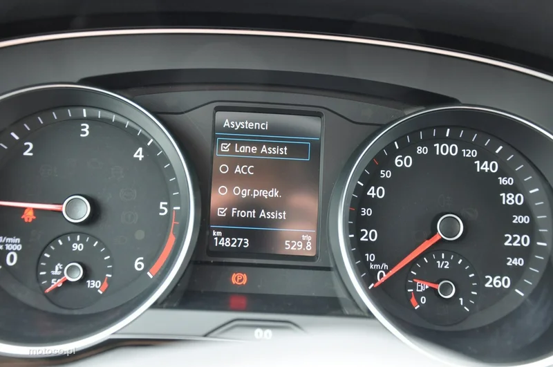 Volkswagen Passat B8 17