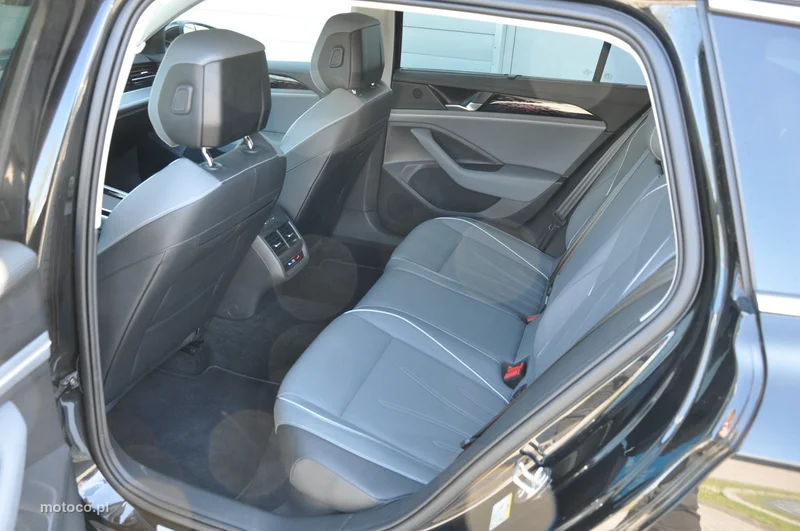 Volkswagen Passat Variant B9 27