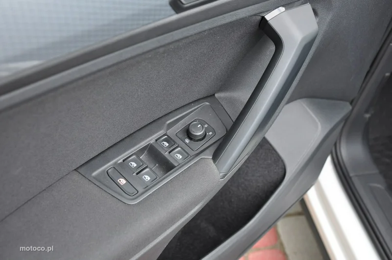 Volkswagen Tiguan AD 11