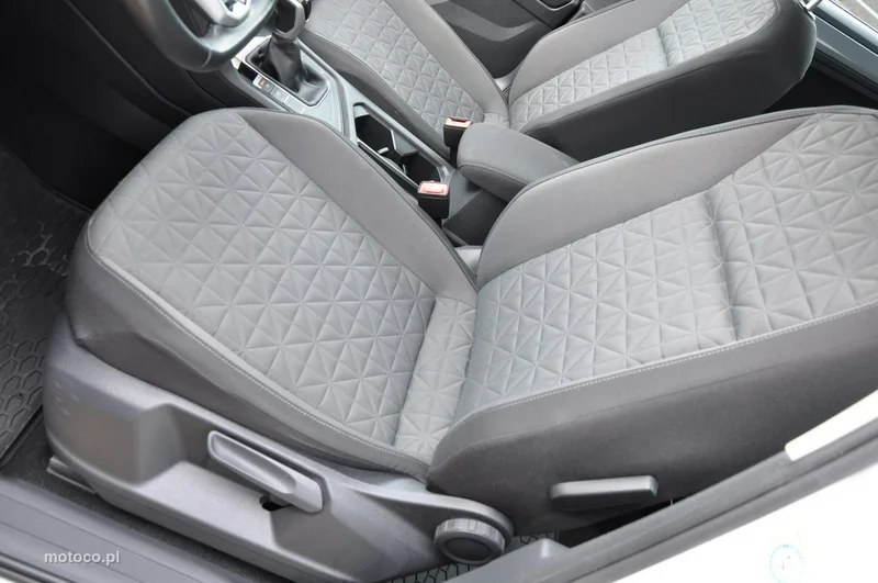 Volkswagen Tiguan AD 13