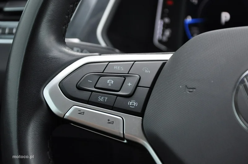 Volkswagen Tiguan AD 16