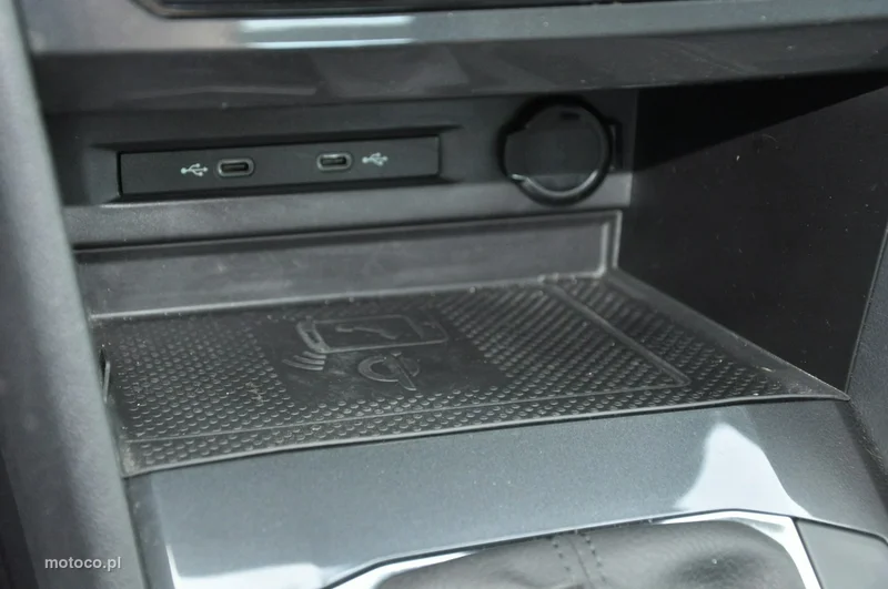 Volkswagen Tiguan AD 27