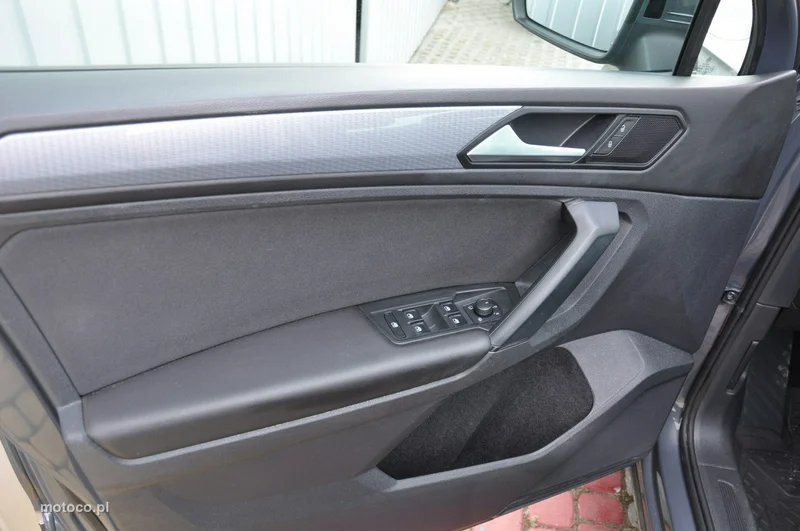 Volkswagen Tiguan AD 12
