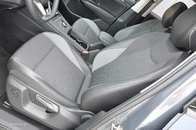 Volkswagen Tiguan III 12