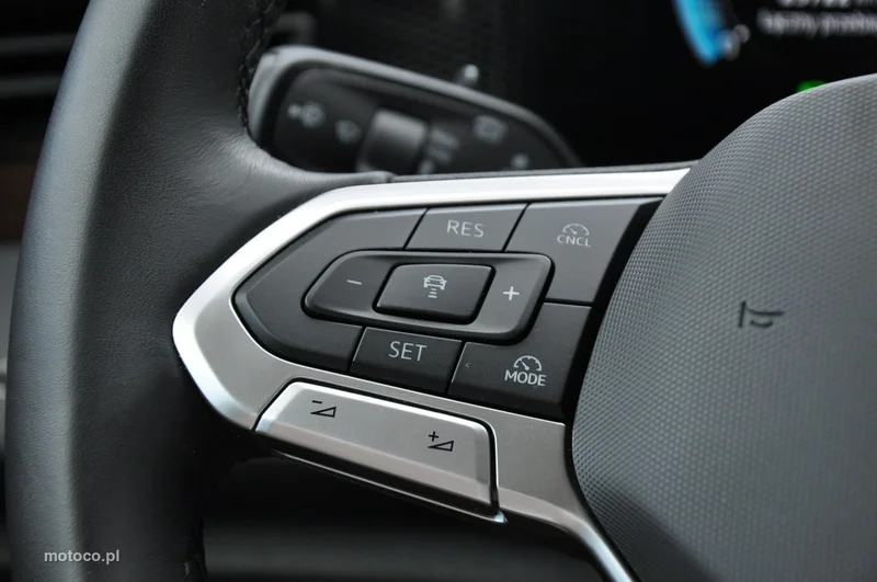Volkswagen Tiguan III 18
