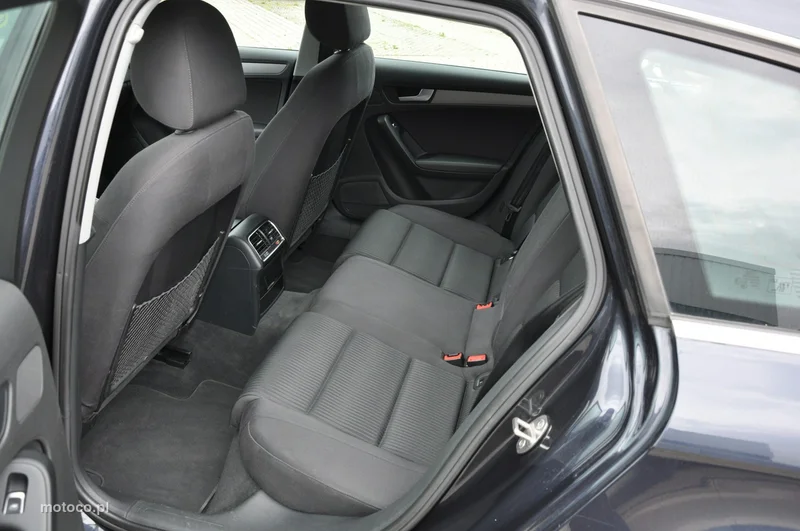Audi A4 B8 22