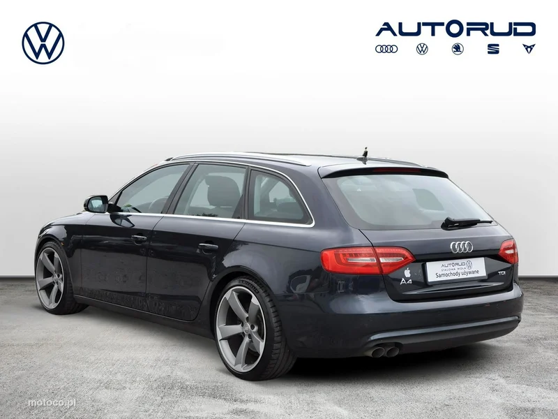 Audi A4 B8 5