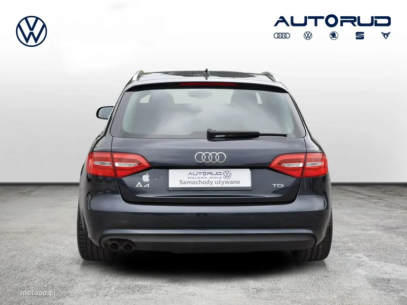 Audi A4 B8 6