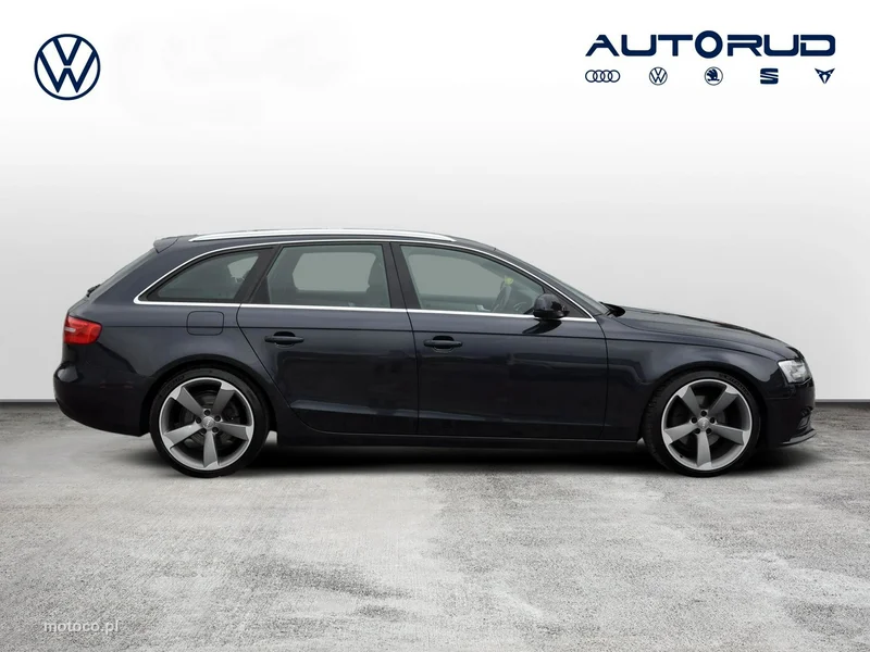 Audi A4 B8 8